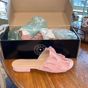 Blush slide sandals, size 9
